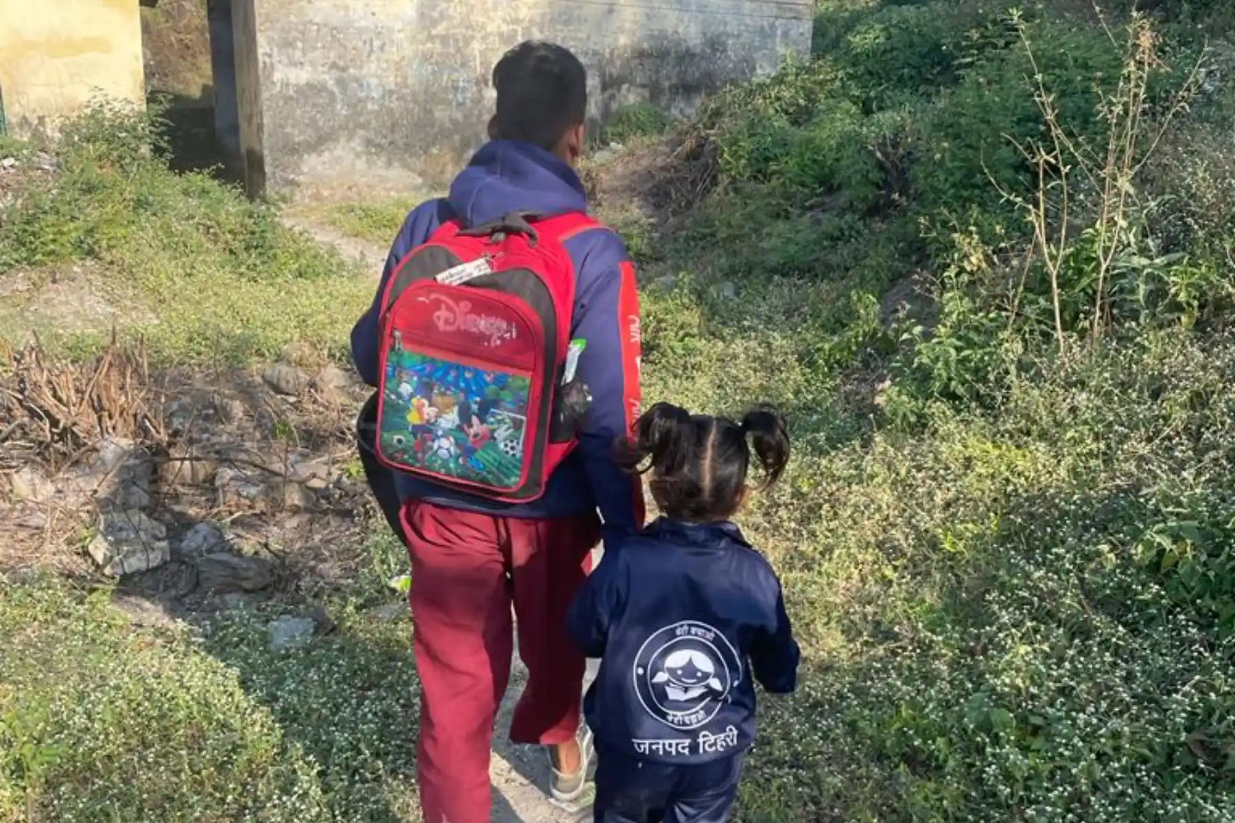 VILLAGE WALKS